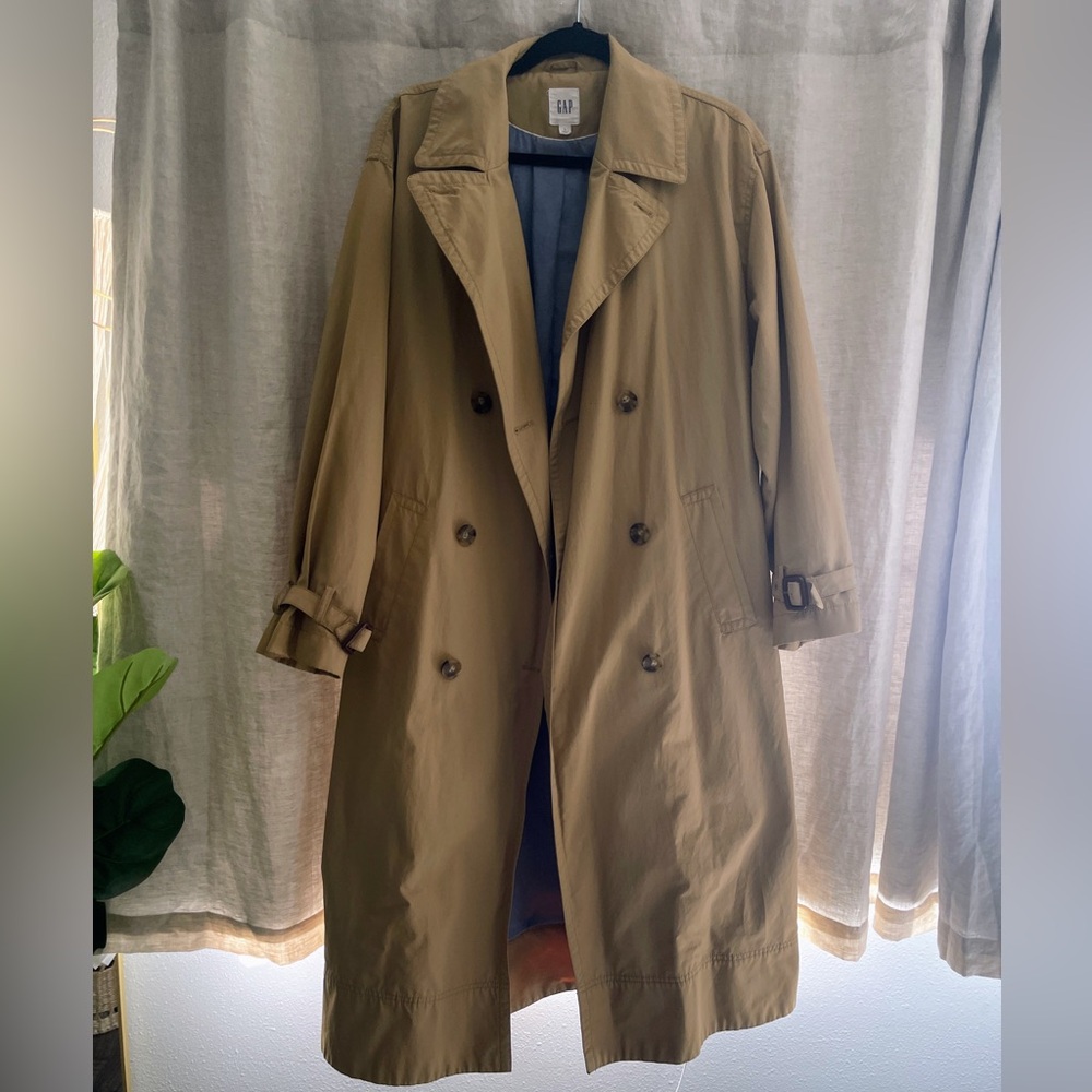 Gap Classic Tan Trench Coat